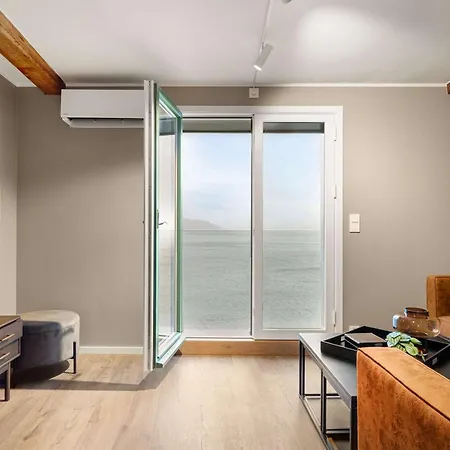 Apartamento 4br Harbour With Sea View Skb17-201 *